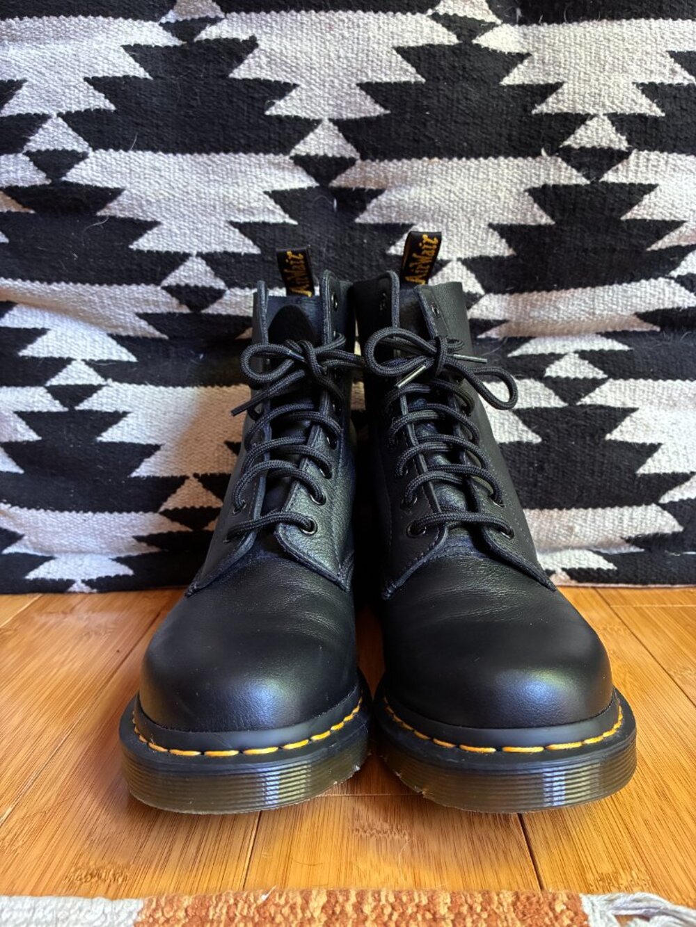 Dr. Martens 1460 Pascal Virginia Black Leather Women's Combat Boots Sz 9 - Picture 2 of 9